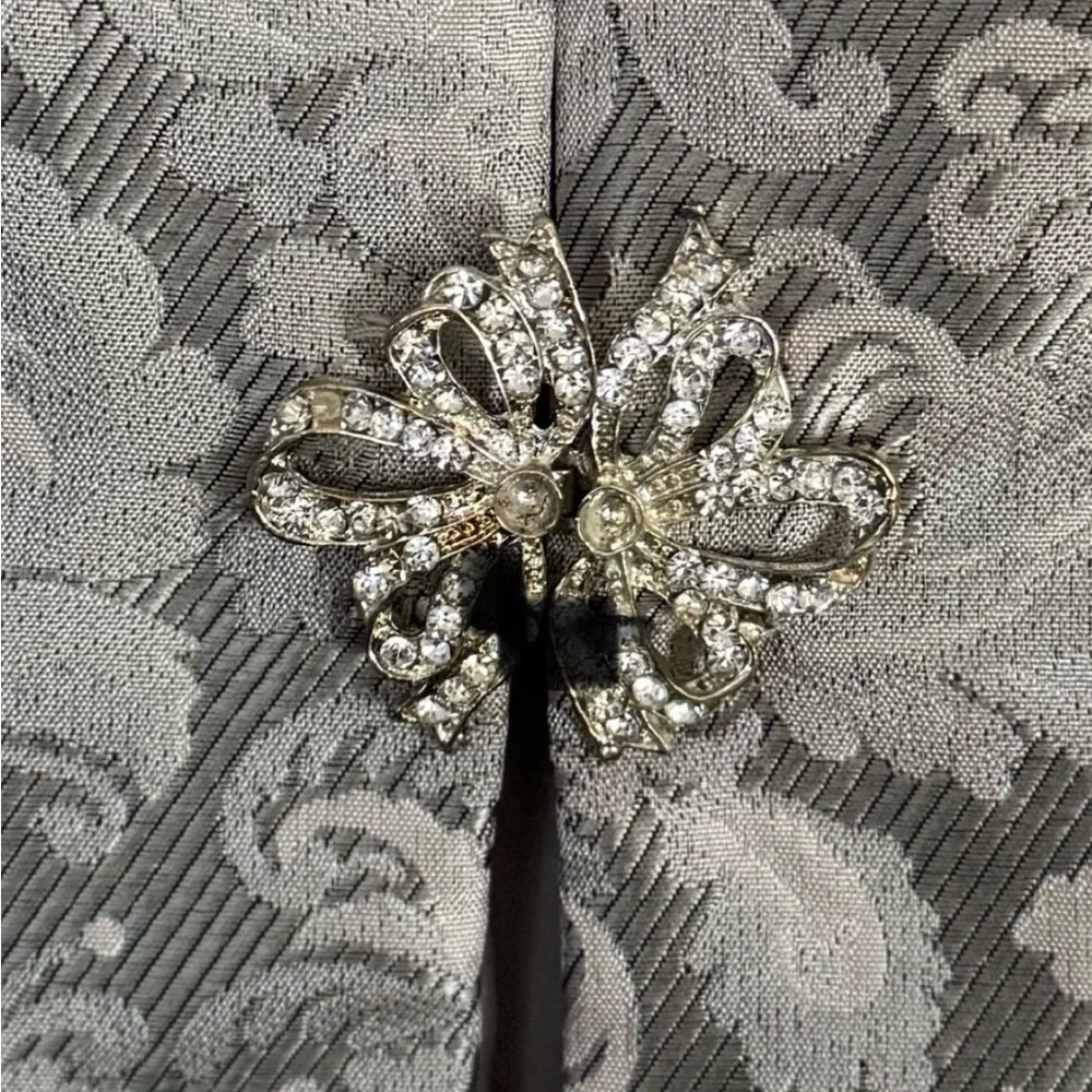 Chic Champagne Blazer and Pants Set - Picture 2 of 6